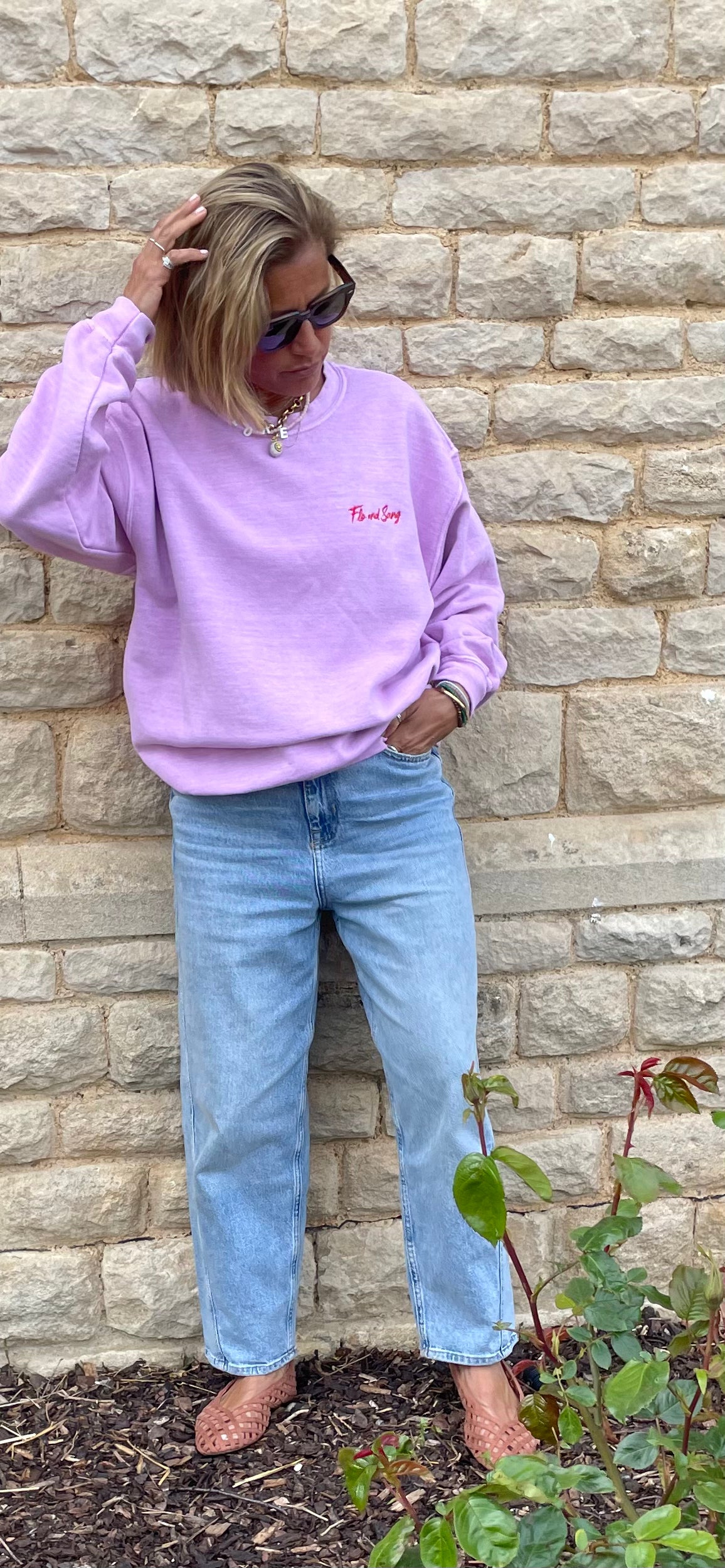 Relaxed-Fit Pink Sweatshirt